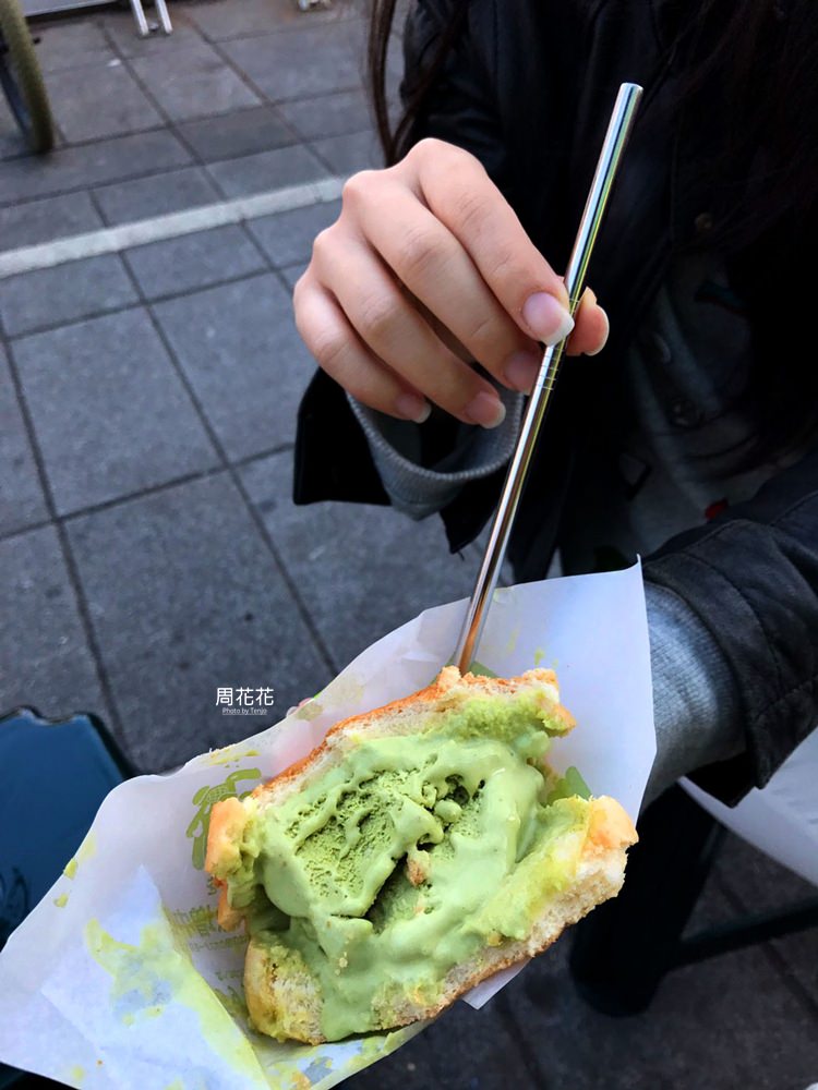 【台北食記】世界第二好吃的現烤冰淇淋菠蘿麵包 信義區散步甜點推薦！來自日本的人氣美食