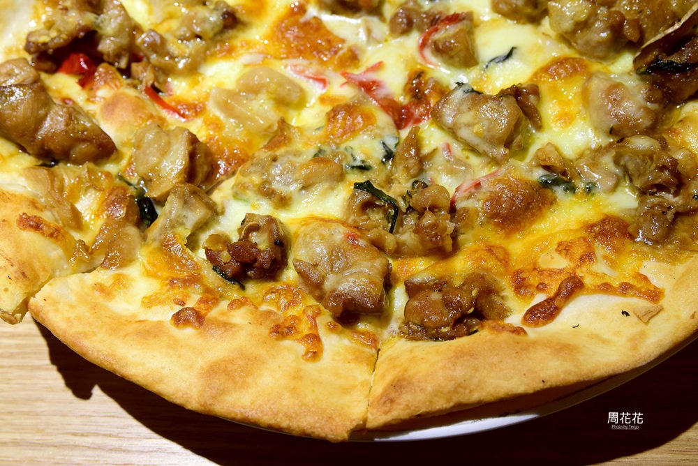 【台北食記】Alleycat’s Pizza 巷貓餐廳 華山人氣美食！披薩融入台灣味更好吃！