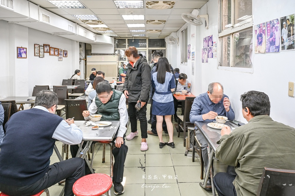 【松江南京美食】阿娥水餃 台北市中心韭黃蝦仁水餃一顆只要7元!食尚玩家等媒體都推薦 【松江南京美食】阿娥水餃 台北市中心韭黃蝦仁水餃一顆只要7元!食尚玩家等媒體都推薦