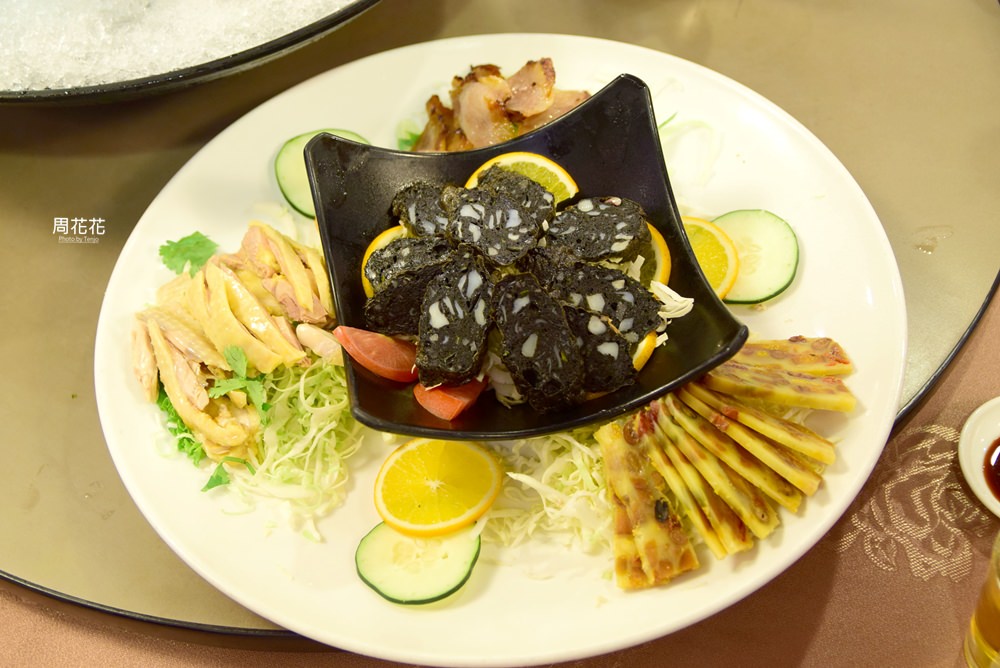【台北食記】新東南海鮮餐廳 名不虛傳的美味台菜！澎湃桌菜、尚青海味推薦