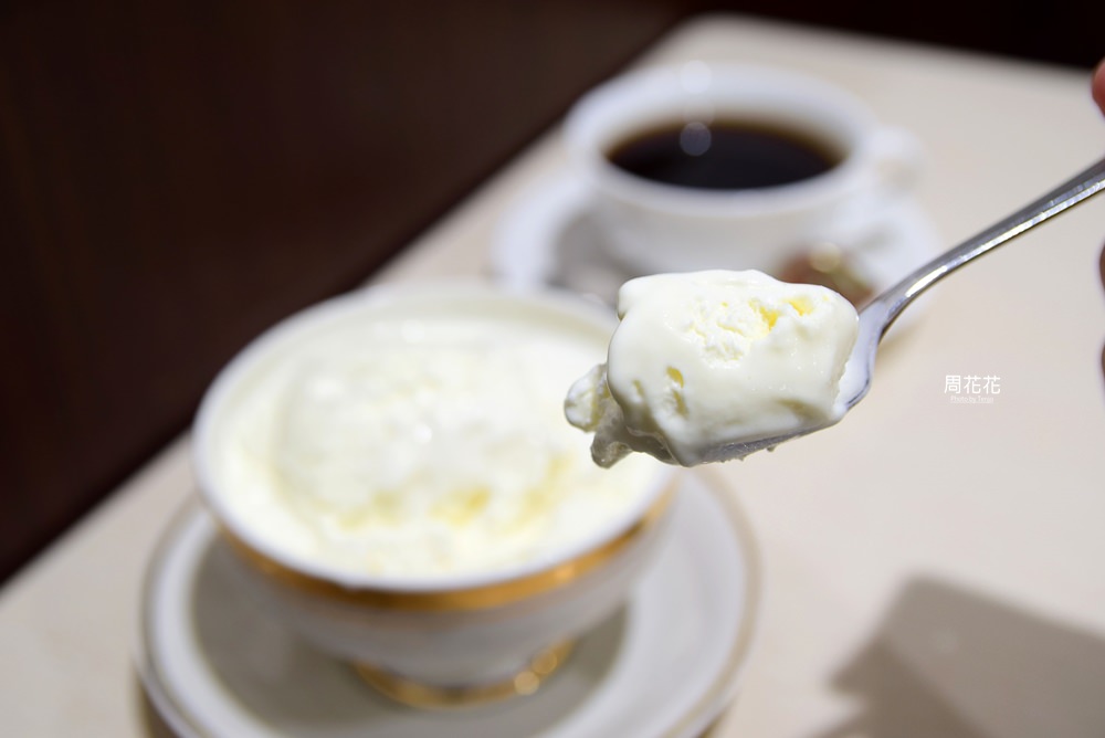 【日本食記】雪印Parlor札幌本店 北海道經典甜點推薦！品嚐天皇吃的香濃冰淇淋