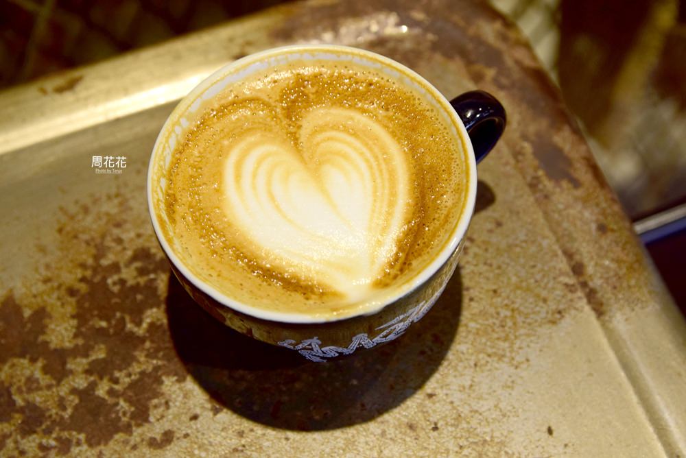 【台北食記】Blacktail cafe 超萌土撥鼠店長！咖啡、奶茶、甜點都蠻推薦的