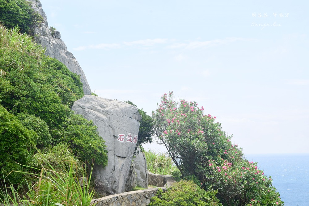 【馬祖遊記】東引島燈塔(東湧燈塔) 國境之北絕美海景，台灣最北端的白色浪漫