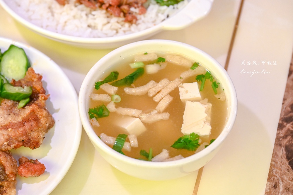 【西門町美食】台北東一排骨總店 55年傳奇排骨飯老店！復古裝潢超有特色食尚玩家推薦
