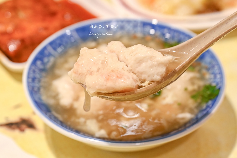 【三重美食小吃】店小二魯肉飯 三重五大滷肉飯之一！米其林必比登推薦蝦仁羹也是一絕