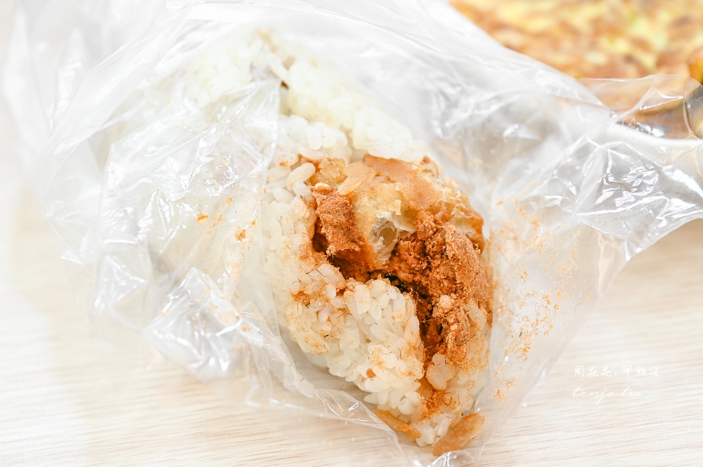 【台北士林美食】天母豆漿 菜單推薦必點手擀酥皮蛋餅！小魚干辣椒香辣夠味加了更好吃