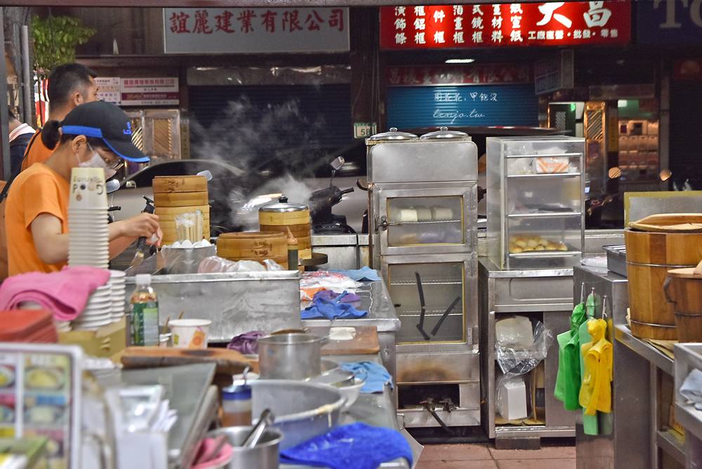 【中山站美食】四海豆漿大王 30年老店！日本韓國人都愛的燒餅油條中式早餐