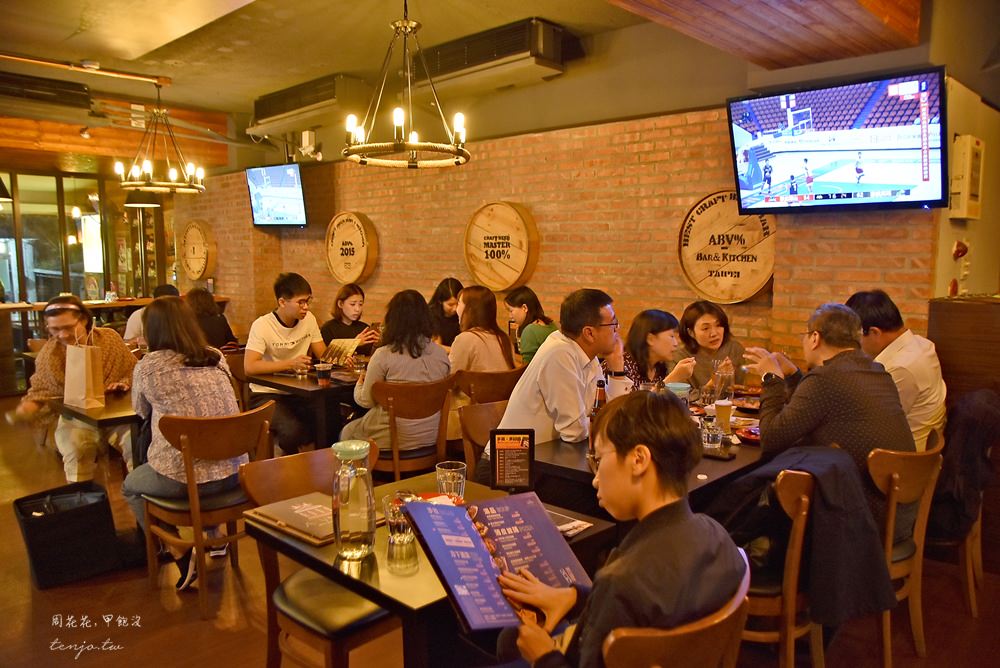 【台北東區美食】ABV地中海餐酒館 平價世界精釀啤酒餐廳，不限時還有運動賽事轉播
