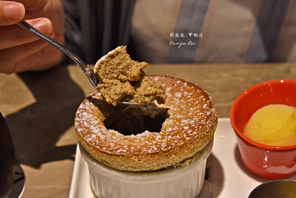 【台北東區美食】咖朵咖啡 熱銷十年舒芙蕾、熱蛋糕鬆餅，忠孝敦化下午茶推薦