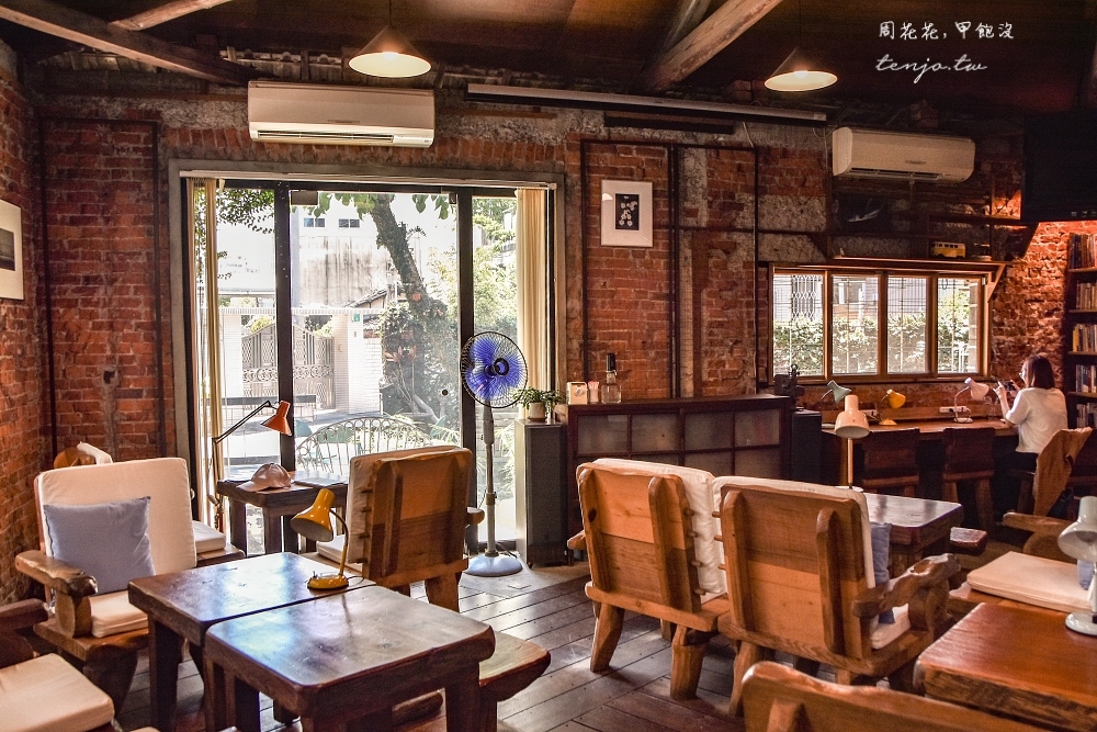【台南東區咖啡廳】a Room房間咖啡 成大生活最愛的老屋綠洲不限時可久坐讀書咖啡店