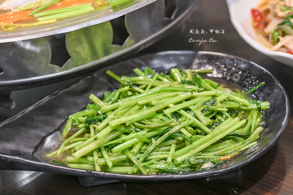 【新莊美食】蓮花泰式小吃店 超人氣泰式料理餐廳!好吃平價份量大搬家後可電話訂位預約 【新莊美食】蓮花泰式小吃店 超人氣泰式料理餐廳!好吃平價份量大搬家後可電話訂位預約