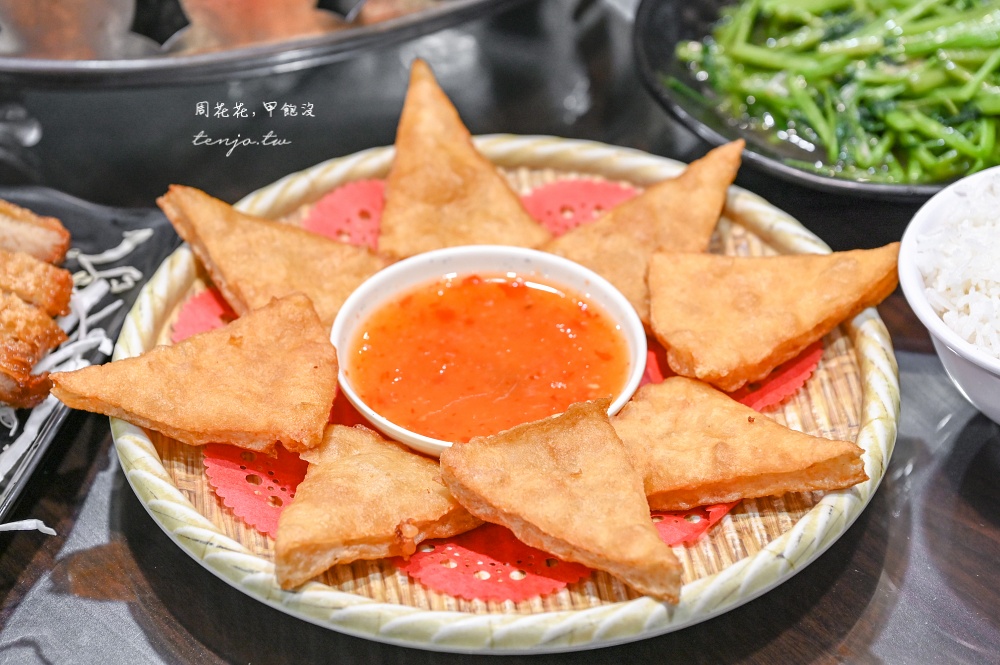 【新莊美食】蓮花泰式小吃店 超人氣泰式料理餐廳！好吃平價份量大搬家後可電話訂位預約