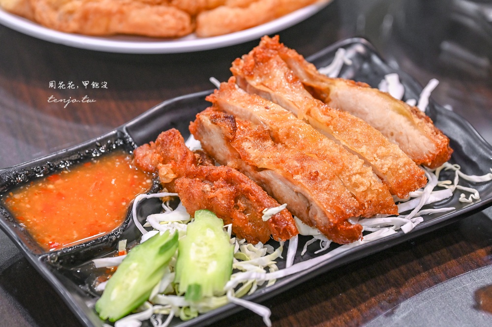 【新莊美食】蓮花泰式小吃店 超人氣泰式料理餐廳！好吃平價份量大搬家後可電話訂位預約