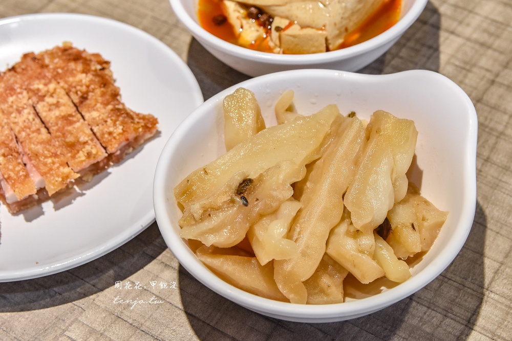 【台南中西區小吃】福泰飯桌第三代 米其林必比登推薦美食!菜單必點肉燥飯魚皮魚丸湯 【台南中西區小吃】福泰飯桌第三代 米其林必比登推薦美食!菜單必點肉燥飯魚皮魚丸湯