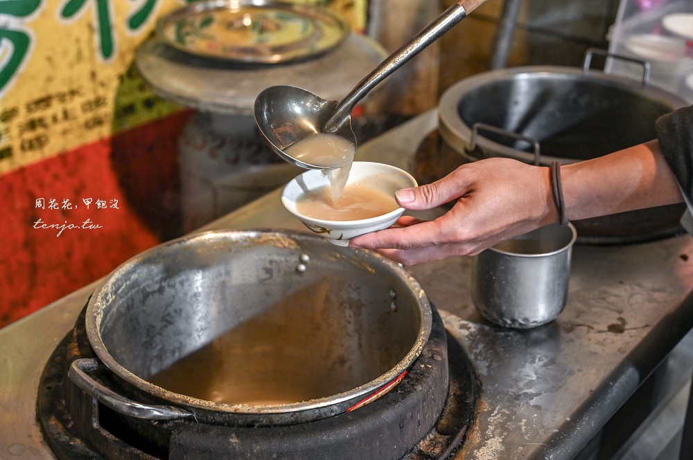 【彰化美食小吃】溪湖阿讚豬腳爌肉飯 50年老店名人媒體都推薦！平價美味還有湯品喝到飽