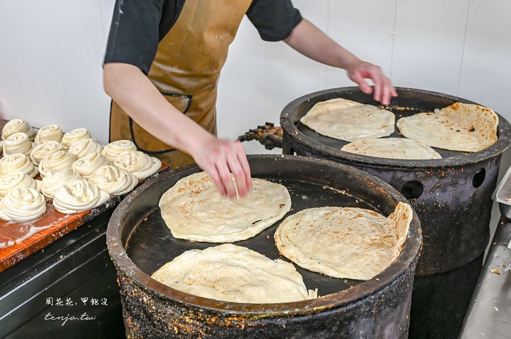 【新竹美食小吃】璽子牛肉麵斤餅專賣店 超好吃清燉牛肉麵！菜單斤餅京醬肉絲推薦必點