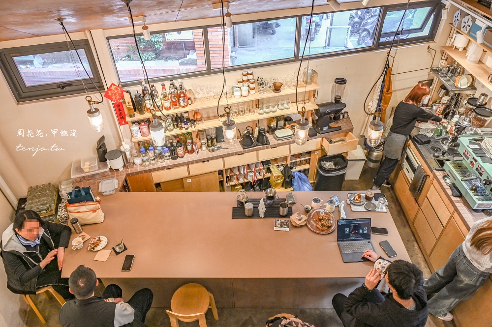 【中山區咖啡廳】After5 步驟六 40年老屋改建閣樓咖啡店！近中山雙連站推薦超好吃蛋糕