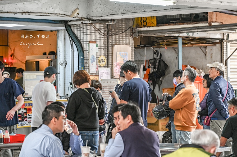 【南京復興美食】五湖豆漿 興安國宅內人氣早餐推薦！台北饕客封為阜杭豆漿平替燒餅油條