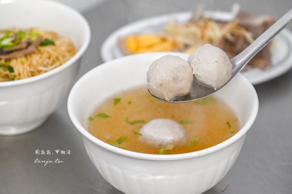 【新竹美食小吃】楊家意麵 50年老字號古早味麵攤！菜單推薦必點乾意麵+蚵仔煎+貢丸湯