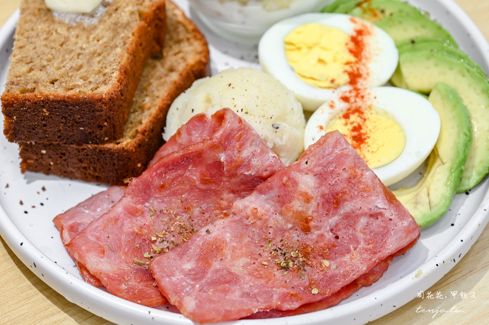 【NoVA CAFE】林口龜山自家烘焙澳式咖啡店！菜單推薦炙燒焦糖蛋沙拉三明治早午餐