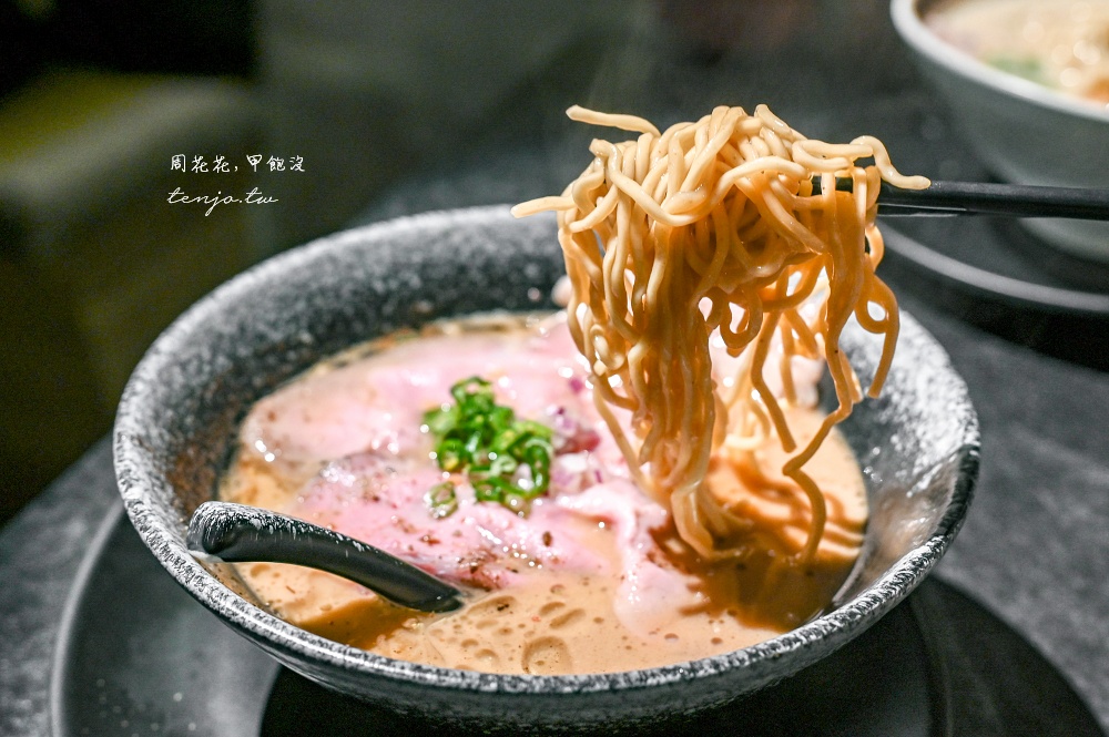 【捷運中山站拉麵】麒麟創作拉麵坊 超人氣排隊美食！菜單推薦必點特級白松露雞魚貝拉麵
