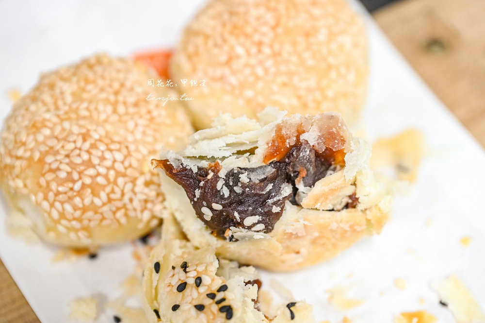 【台大公館美食】大山東餅舖 水源市場傳承三代手工烤包子饅頭！蔥肉包蟹殼黃好吃推薦