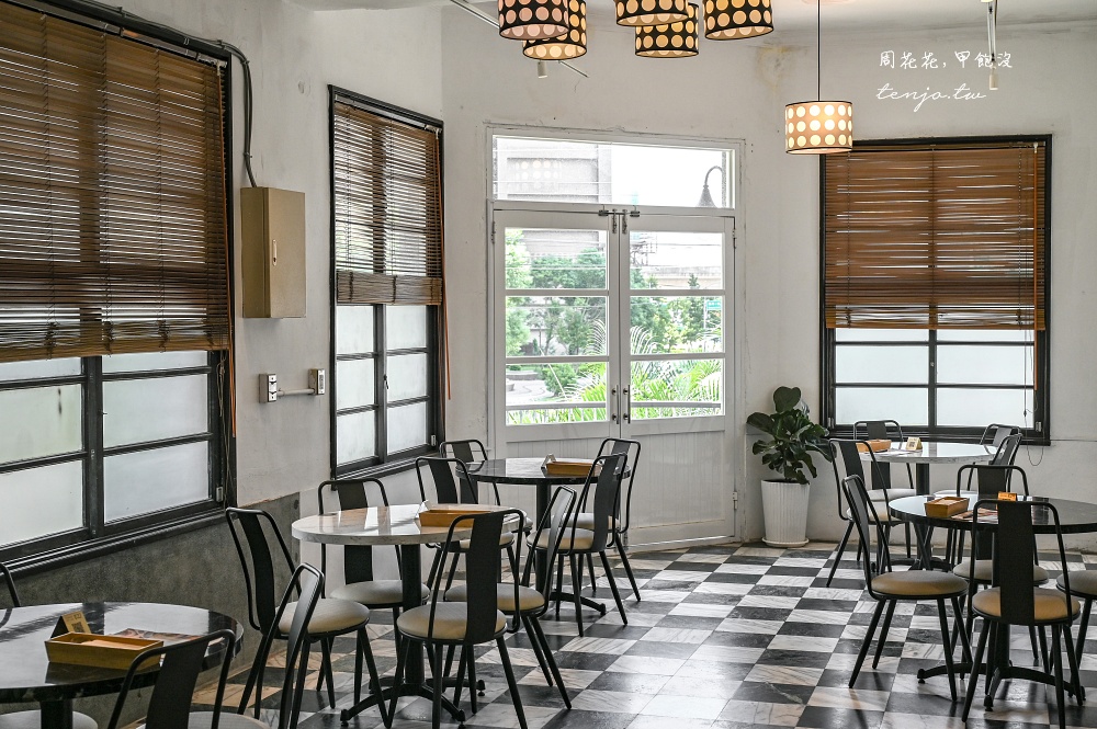 【桃園八德美食餐廳】旅人咖啡館 老洋房改建超美天井咖啡店！菜單早午餐義大利麵都推薦
