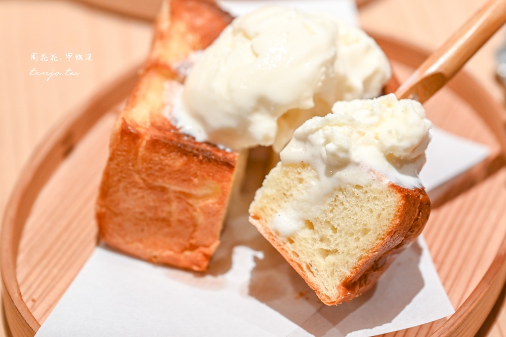 【松江南京咖啡館】重本書店 隱身設計書店裡的質感咖啡廳！菜單推薦必點冰淇淋皇后吐司