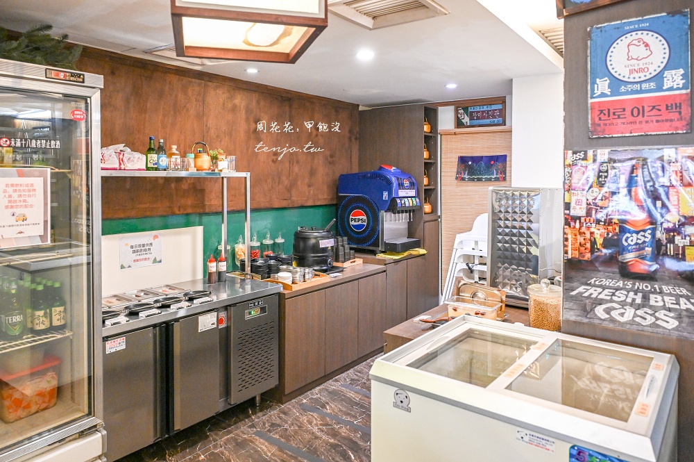 【中和景安站美食】豆浦두포 韓國老闆韓式豆腐鍋專賣店！自助吧小菜冰淇淋甜點吃到飽