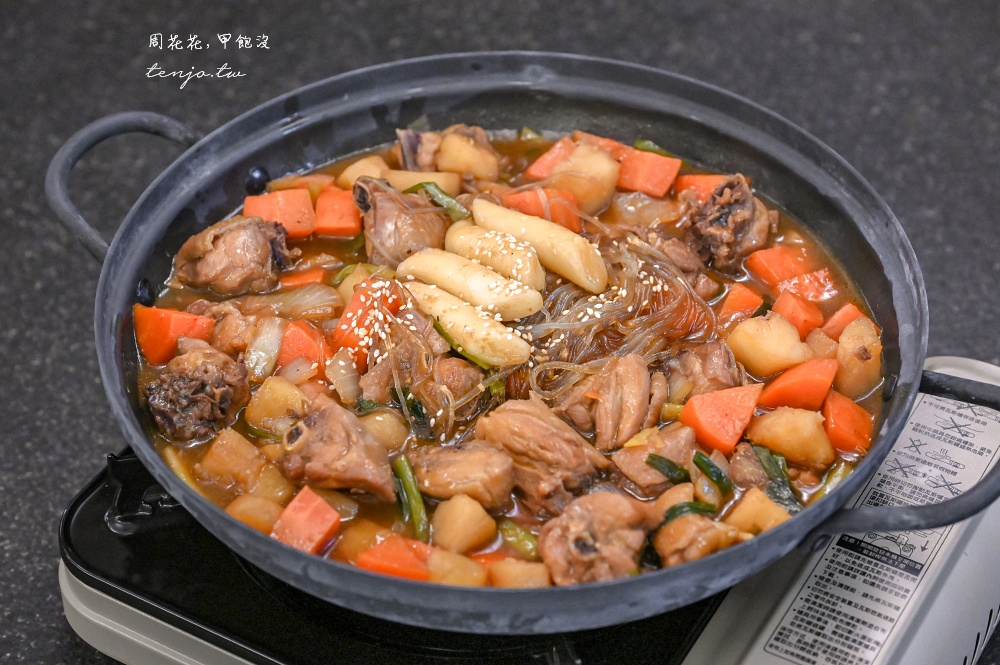 【中和景安站美食】豆浦두포 韓國老闆韓式豆腐鍋專賣店！自助吧小菜冰淇淋甜點吃到飽