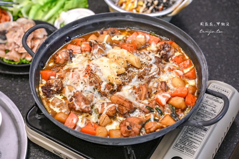 【中和景安站美食】豆浦두포 韓國老闆韓式豆腐鍋專賣店！自助吧小菜冰淇淋甜點吃到飽