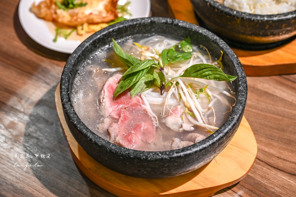 【科技大樓美食】阿孟石碗燒河粉 台大後門118巷美食推薦!DIY石鍋越南河粉好吃又特別 【科技大樓美食】阿孟石碗燒河粉 台大後門118巷美食推薦!DIY石鍋越南河粉好吃又特別