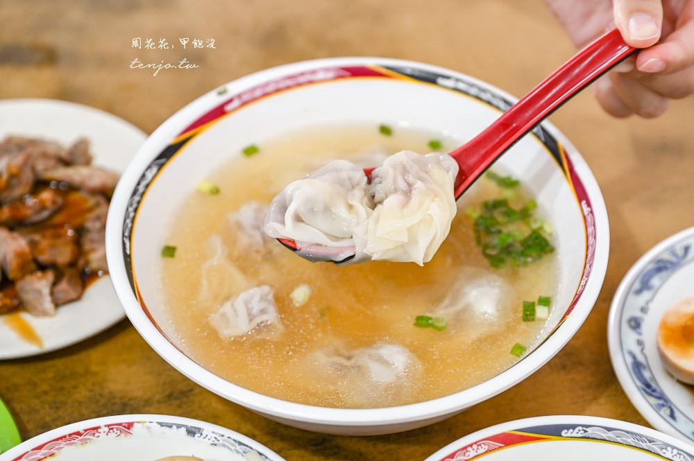 【台北古亭美食】金華麵店 潮州街50年老店！菜單必點炸醬麵餛飩湯，早上9點就開門營業