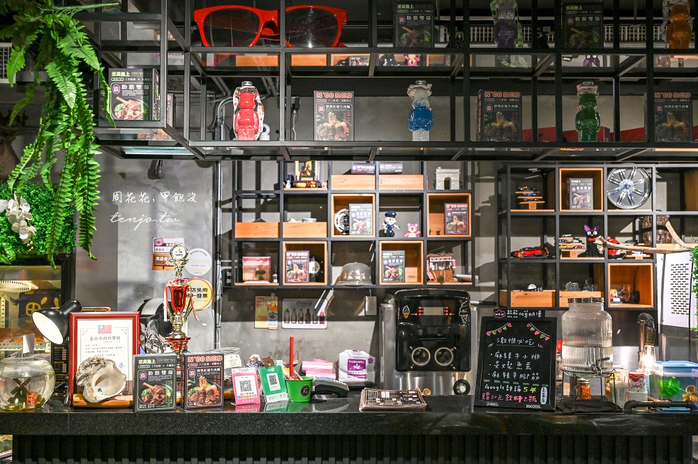 【花蓮美崙美食】六里屯麵食專家 網路評價超高牛肉麵羊肉麵！菜單特色小吃必點炙燒魚蛋