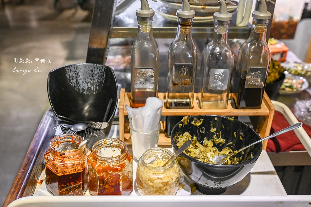 【花蓮美崙美食】六里屯麵食專家 網路評價超高牛肉麵羊肉麵!菜單特色小吃必點炙燒魚蛋 【花蓮美崙美食】六里屯麵食專家 網路評價超高牛肉麵羊肉麵!菜單特色小吃必點炙燒魚蛋