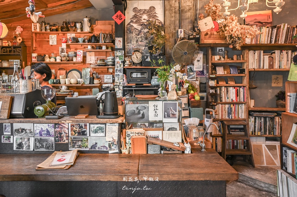 【花蓮咖啡店推薦】Caffe Fiore珈琲花 老房子植物花草貓咪療癒空間！菜單咖啡甜點都優秀