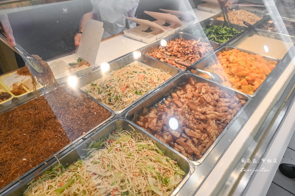 【花蓮美食小吃】熱海排骨大王 40年便當老店推薦！自選菜色超豐富內用外帶外送生意超好