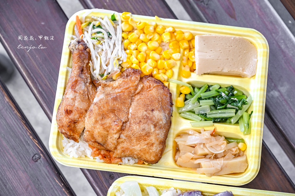 【花蓮美食小吃】熱海排骨大王 40年便當老店推薦！自選菜色超豐富內用外帶外送生意超好