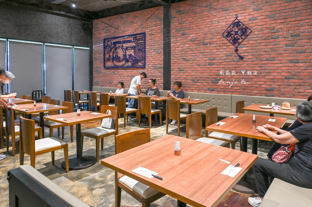 【台北港式吃到飽】村民食堂廚窗港點 手工現做港點吃到飽！豐盛自助吧CP值高近士林站