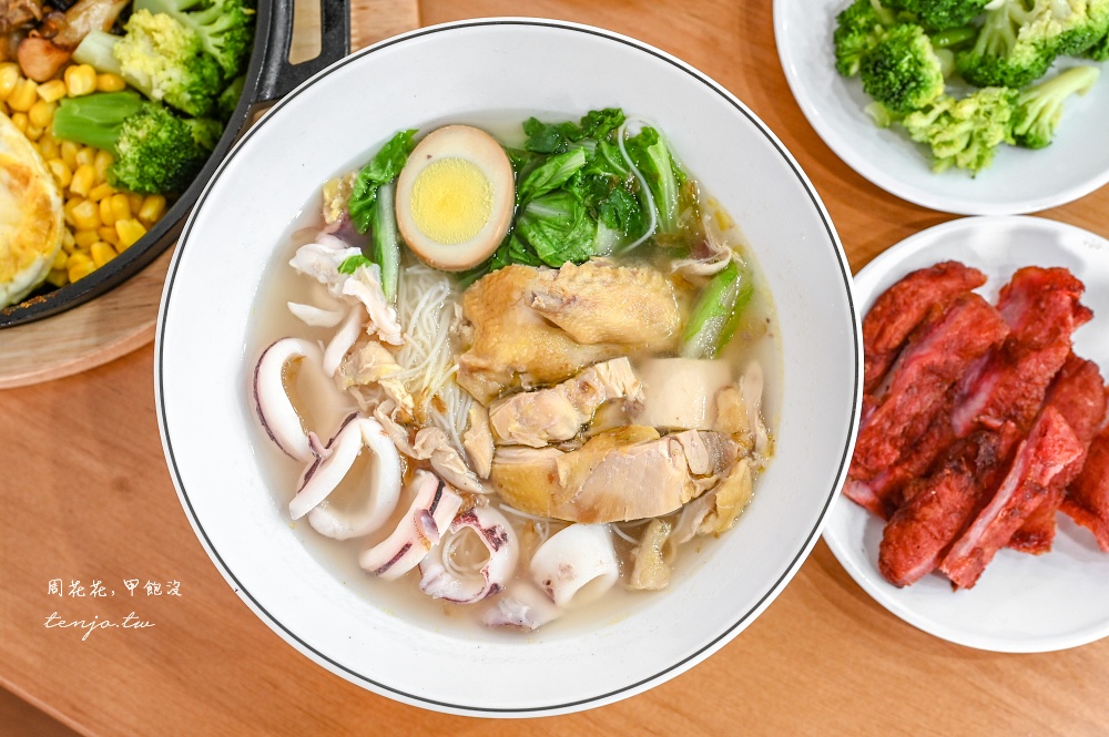 【桃園美食推薦】金小蔥雞湯米粉 嚴選30隻鹿野土雞熬湯！痛風海鮮雞湯還能獨享整隻全雞