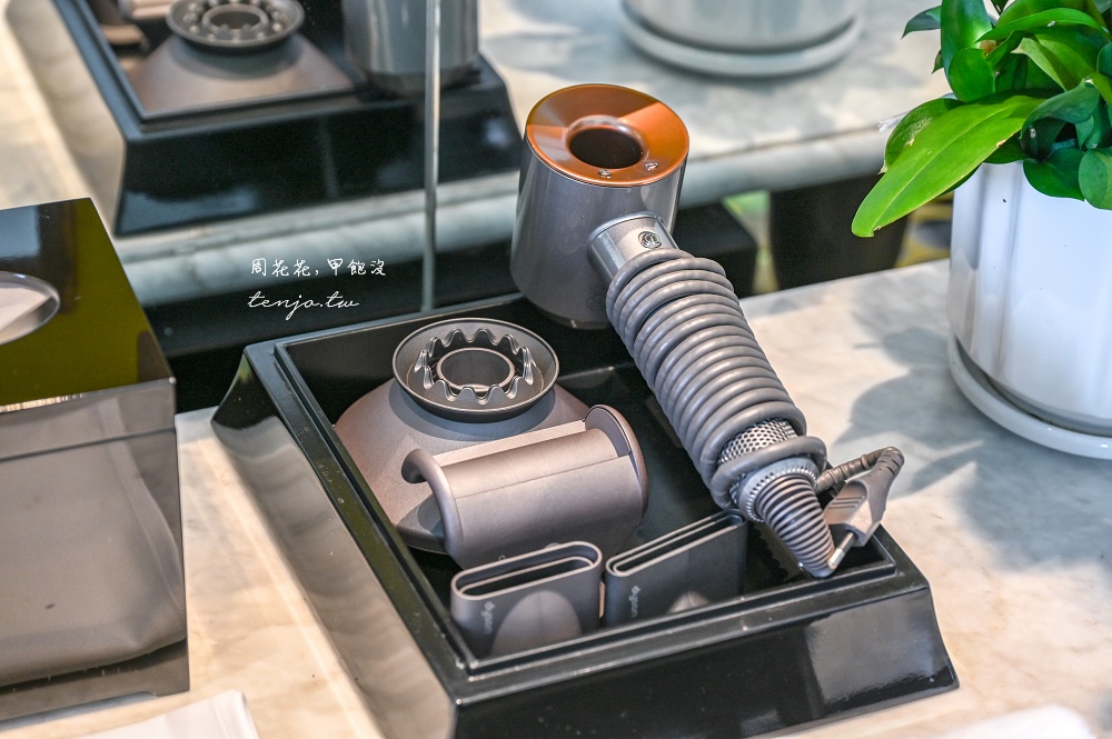 【峴港洲際陽光半島度假酒店】亞洲最美此生必住飯店！度假村搭私人纜車移動超美超浮誇