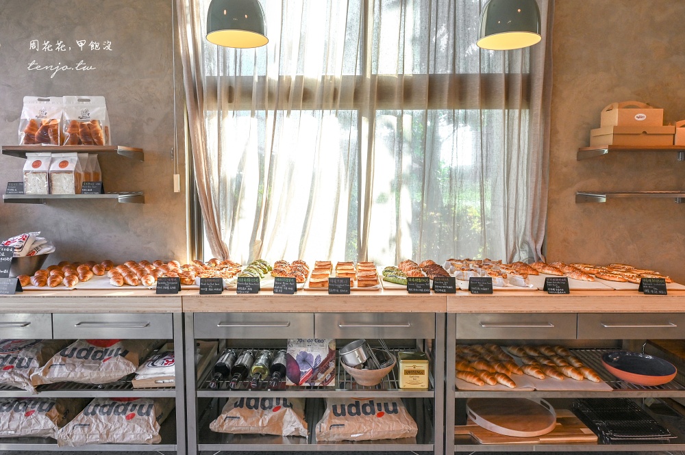 【新北淡水咖啡店】生日盪高俱樂部 淡海新市鎮生日蛋糕推薦！可頌麵包甜點布丁都很好吃