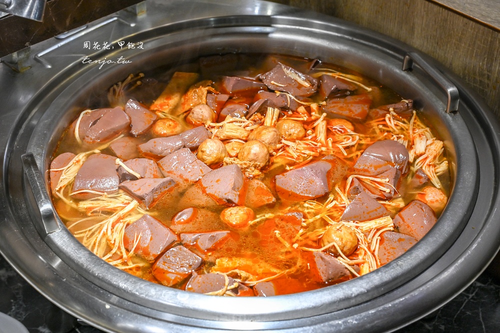 【板橋府中美食】一水創意牛排 目前吃過最夠誠意牛排館自助吧吃到飽！只要300元CP超高