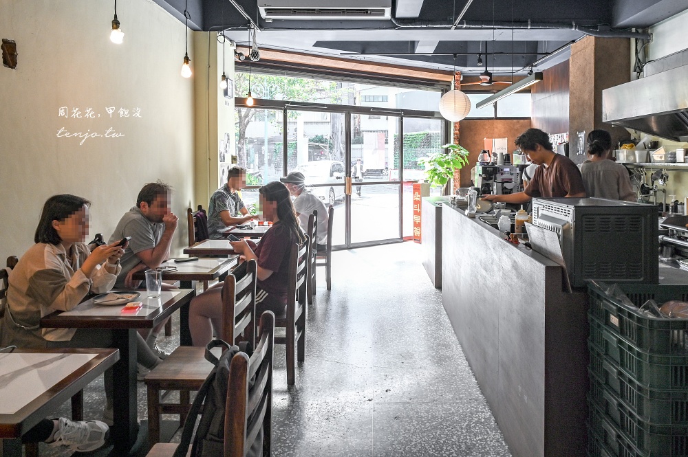 【桑斗早餐】中山站日式老屋早餐店！菜單推薦必點經典蛋沙拉餐包，銅板價平價好吃推薦