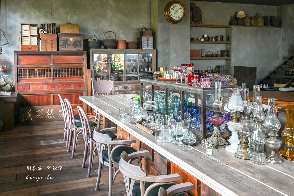 【台北秘境咖啡店】美好時光八里 隱身山腰間預約制咖啡廳！滿屋古物復古氛圍景觀可看海