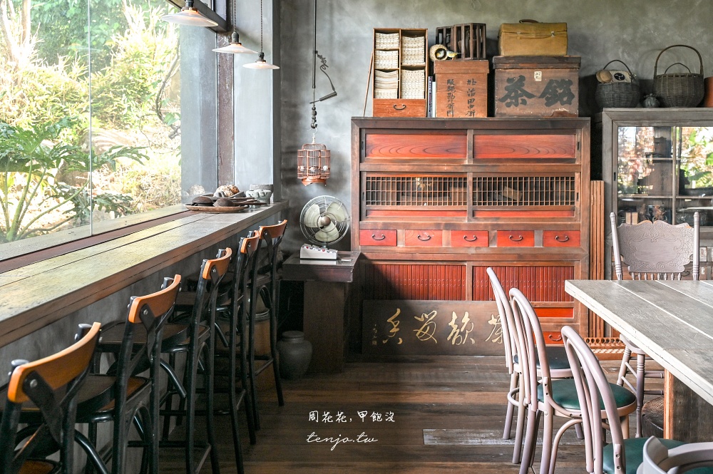 【台北秘境咖啡店】美好時光八里 隱身山腰間預約制咖啡廳！滿屋古物復古氛圍景觀可看海