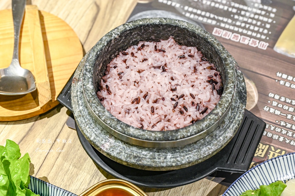 【淡水美食推薦】金亨殿韓國料理淡大店 菜單必點超厚海鮮煎餅！小菜吃到飽CP值高又好吃