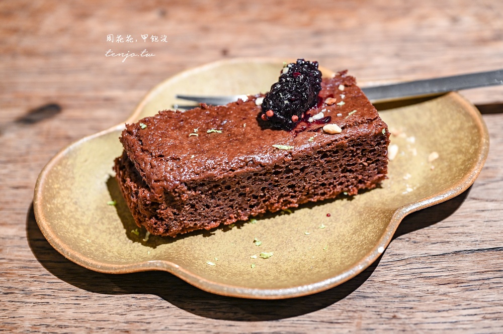 【花蓮美食推薦】植地 living room 隱身民宅預約制蔬食餐廳!嚴選在地食材主餐甜點都好吃 【花蓮美食推薦】植地 living room 隱身民宅預約制蔬食餐廳!嚴選在地食材主餐甜點都好吃