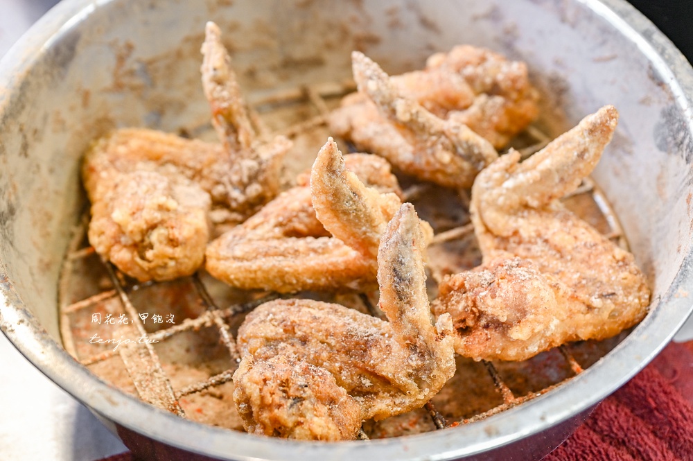 【北投石牌美食】陳季炸雞總店 在地超人氣排隊炸雞店！五支雞翅只要110元便宜好吃大推薦