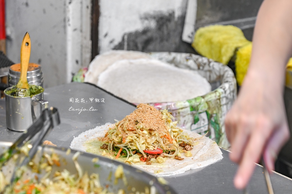 【雙連美食推薦】建國潤餅 雙連市場內超人氣排隊名店！日本觀光客都愛的大份量台北潤餅